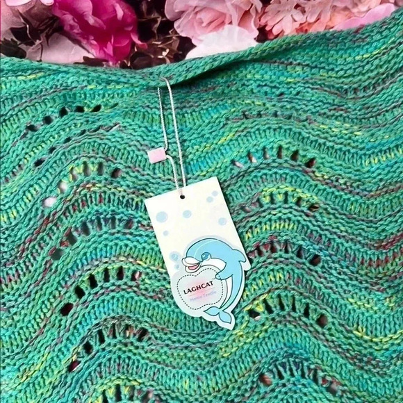 Green Mermaid Tail knitted Blanket - Picture 3 of 7